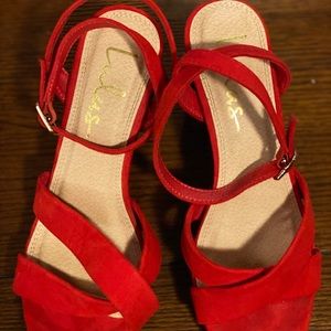 Lulu Criss cross sandles